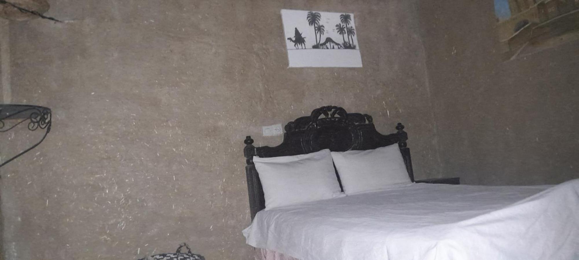 Bed and Breakfast Inourar à Tazouka Chambre photo