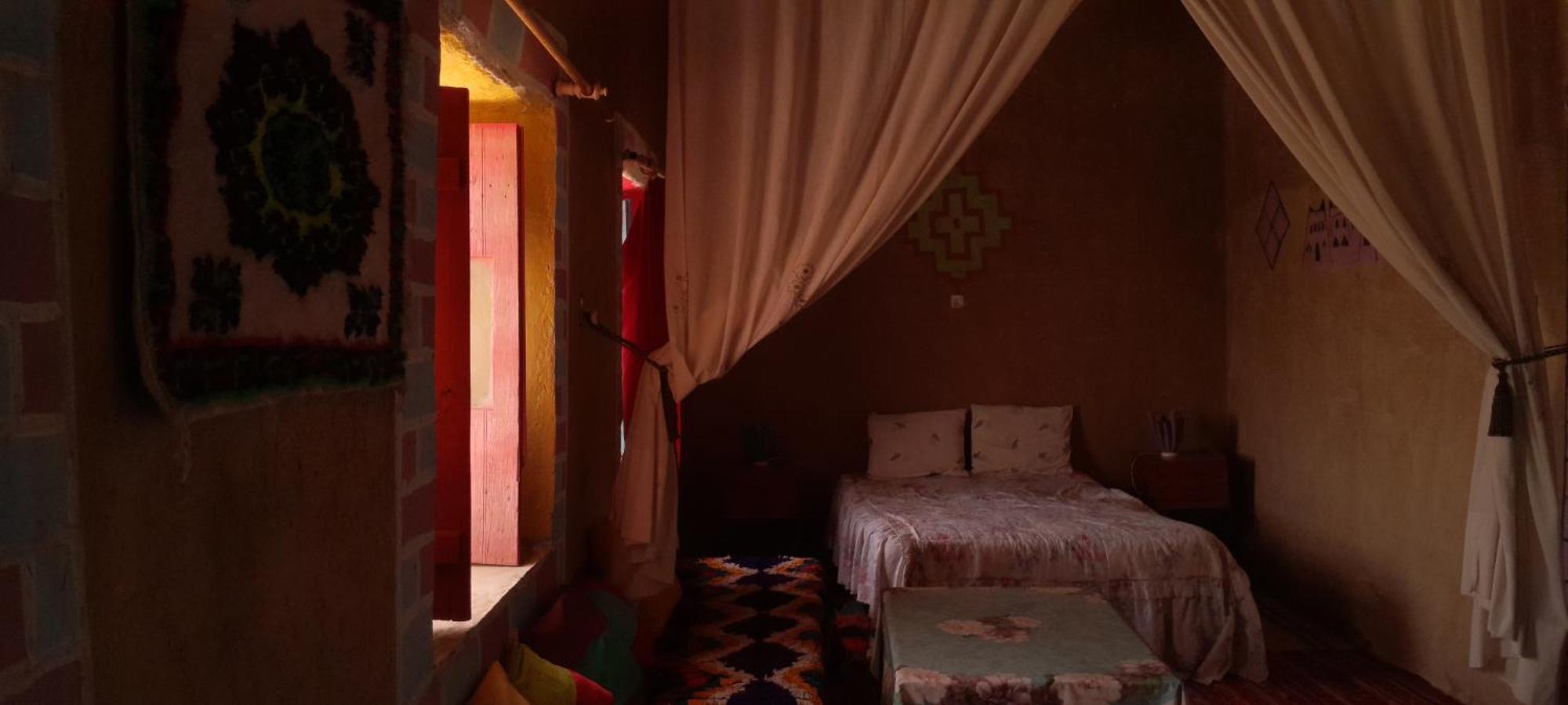 Bed and Breakfast Inourar à Tazouka Chambre photo